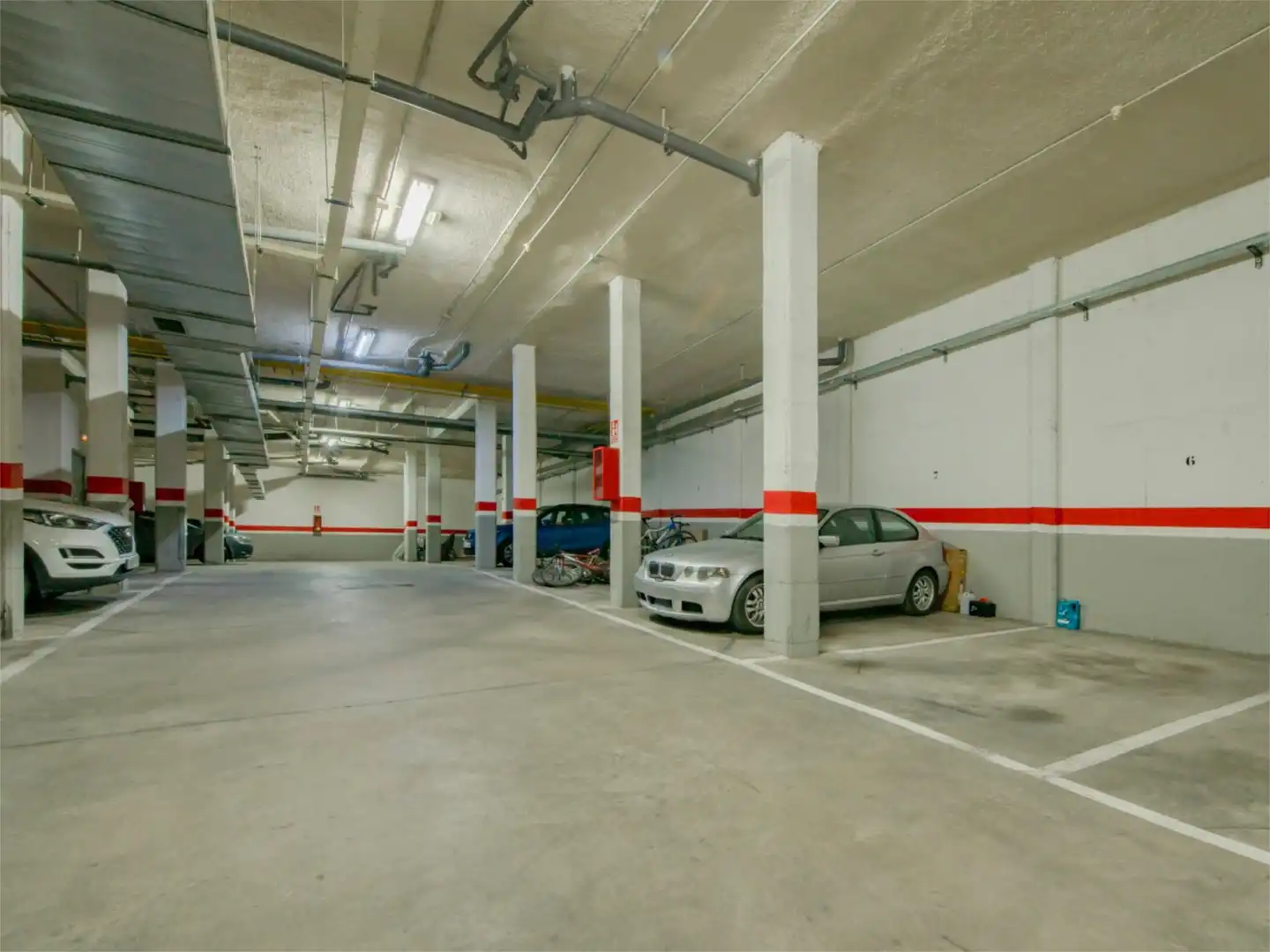 Piso en venta en Avenida de Los Toreros, 2, Sevilla la Nueva Parking de Piso en venta en Sevilla la Nueva con Aire acondicionado y Piscina