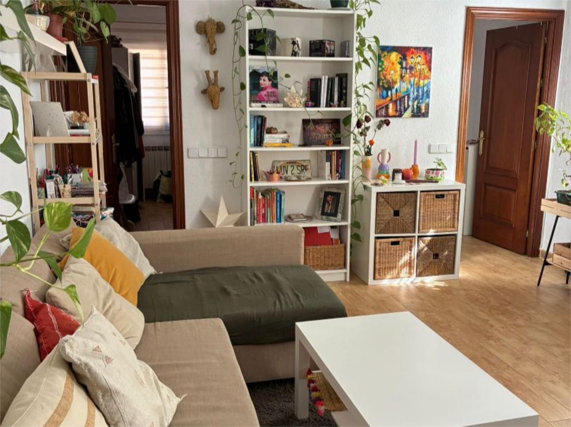 Flat to rent in Calle de Luis Mitjans, 16, Adelfas