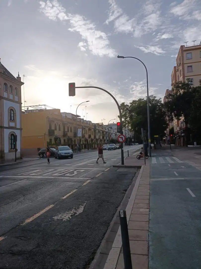 Garage for rent in Calle Beatriz de Suabia, 125, Ciudad Jardín Exterior view of Garage for rent in Sevilla
