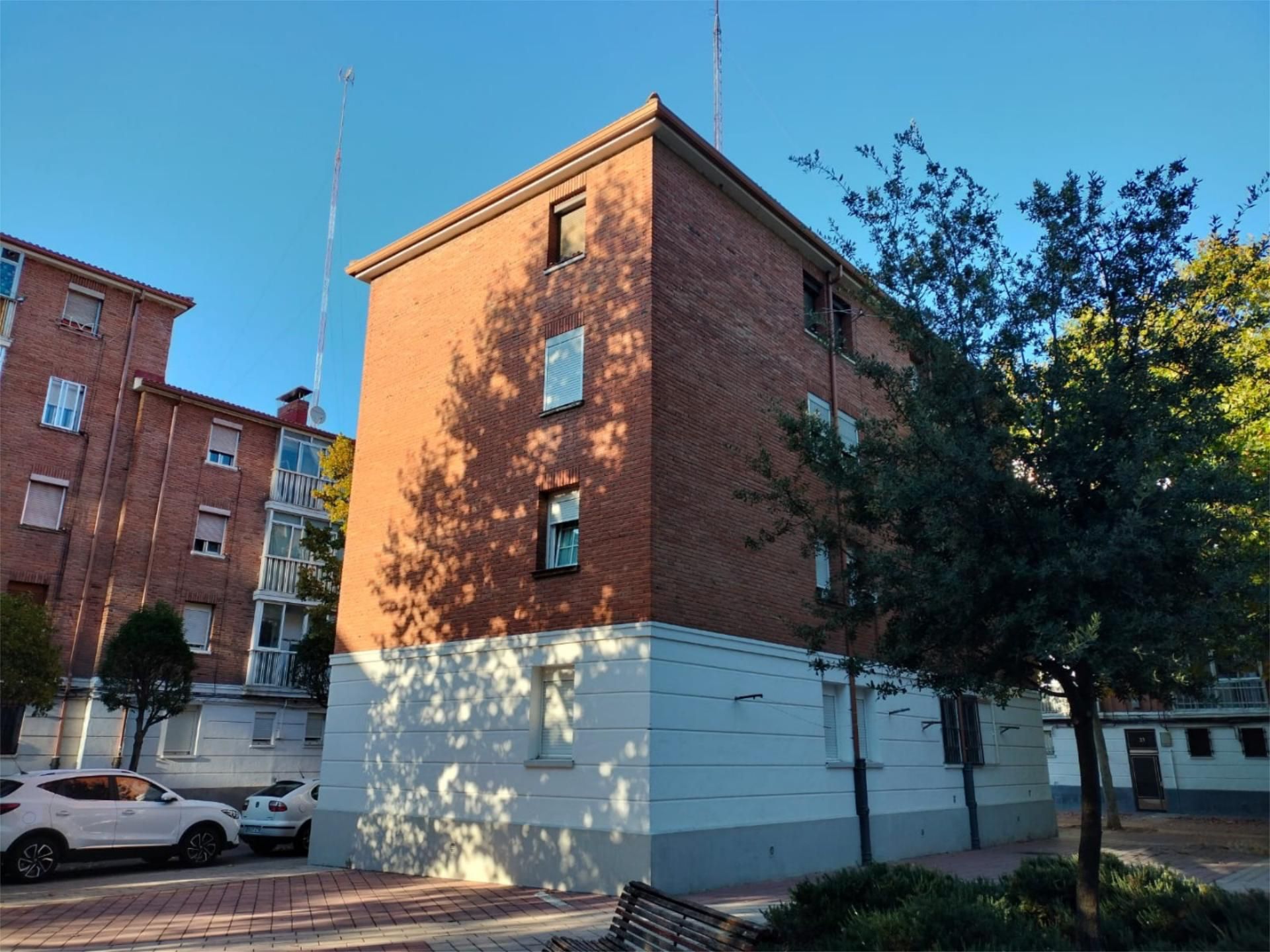 Exterior view of Flat for sale in Valladolid Capital  with Heating, Terrace and Furnished
