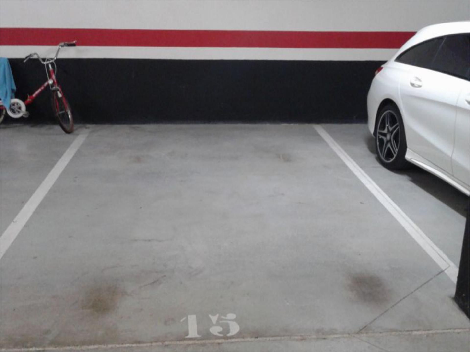 Parking of Garage to rent in Sopelana