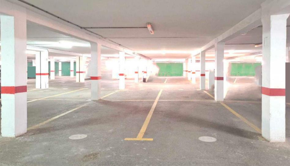 Garage to rent in Calle Salvador Giner, 4, Racó, Valencia - image 1 Photo 1 of Garage to rent in Calle Salvador Giner, 4, Racó, Valencia