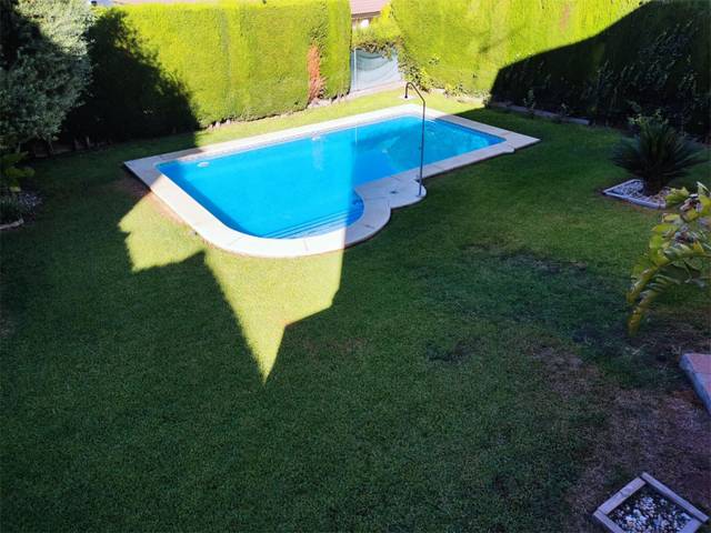 Casa-chalet en Alquiler en Avenida Universidad de Salamanca, 10 en Zona Universitaria