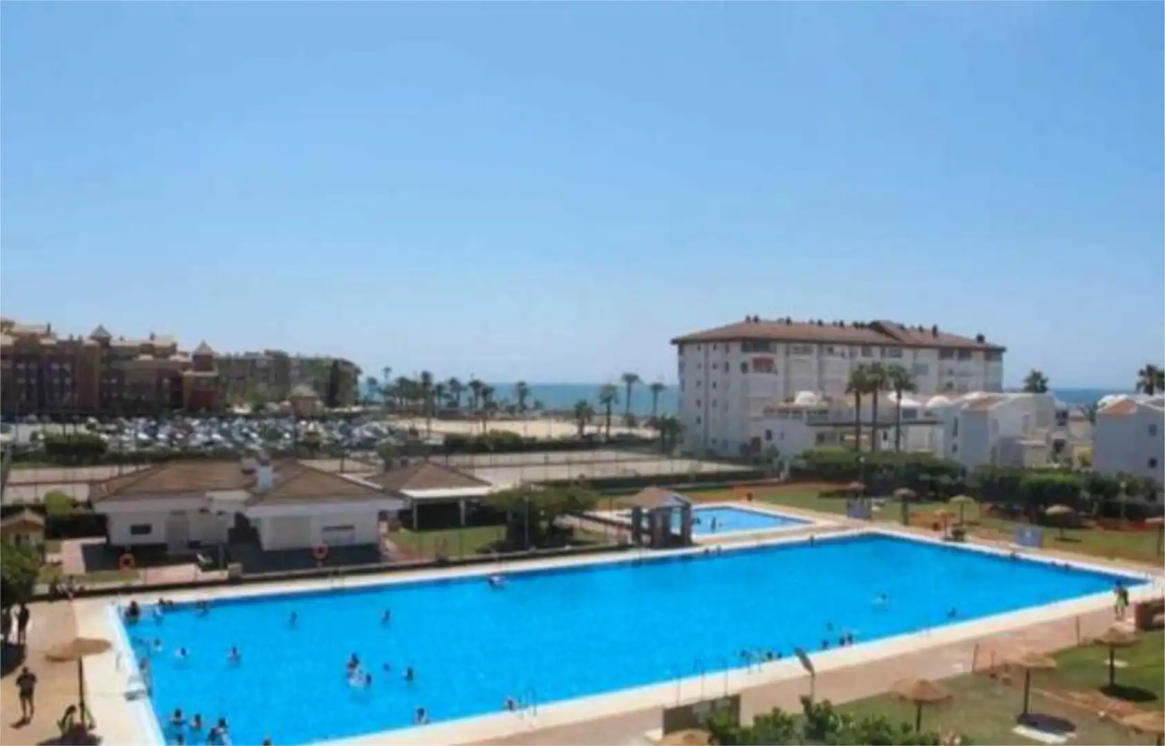 Wohnung zum Verkauf in Laguna Beach Schwimmbecken von Wohnung zum Verkauf in Torrox