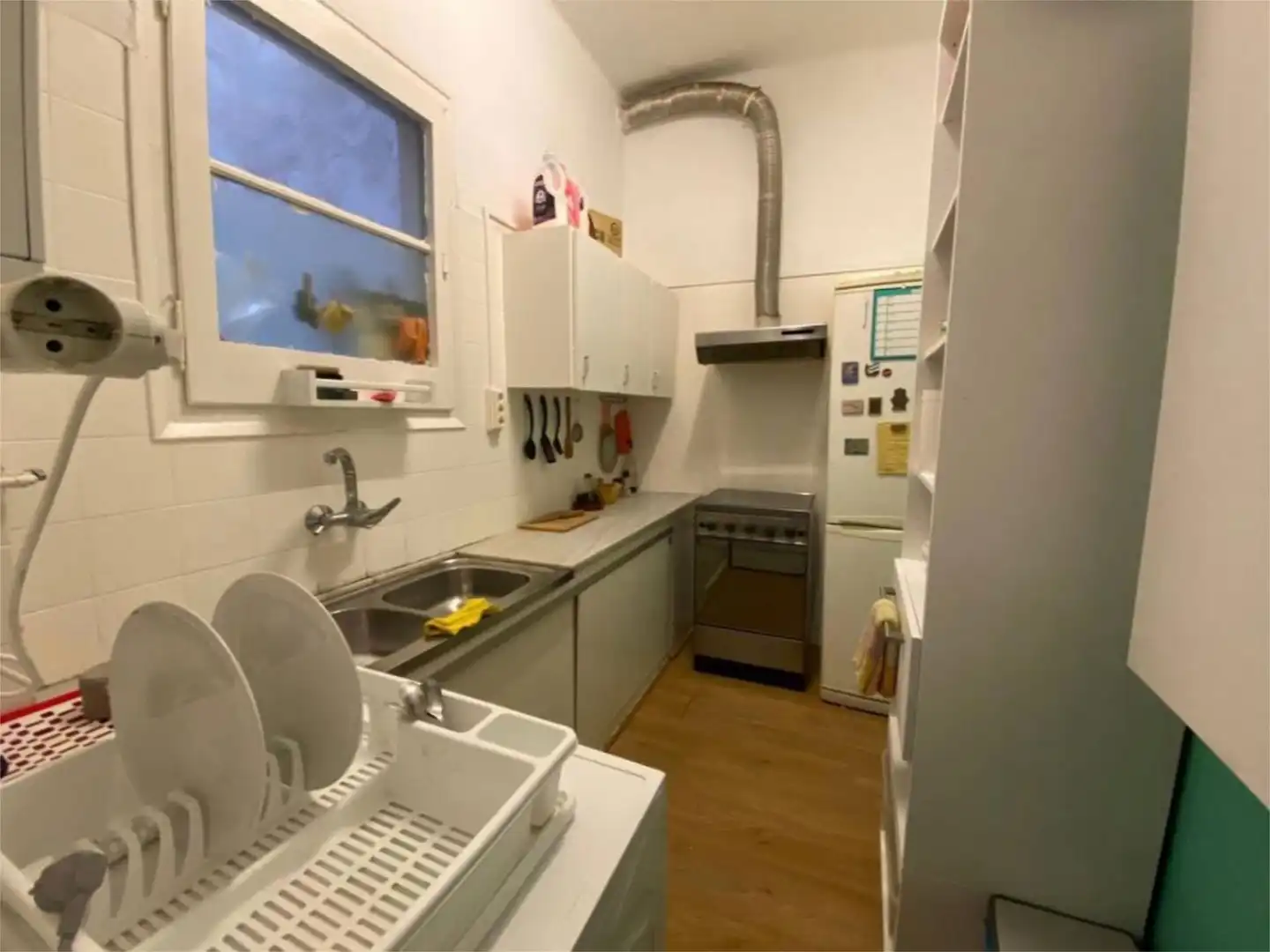 Küche von Wohnung zur untervermieten in Barcelona mit Parkett, Möbliert und Balkon