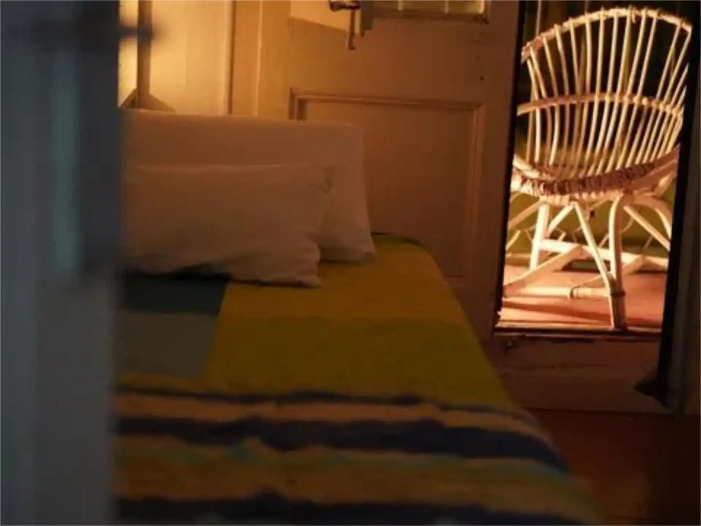 Schlafzimmer von Wohnung zur untervermieten in Barcelona mit Parkett, Möbliert und Balkon