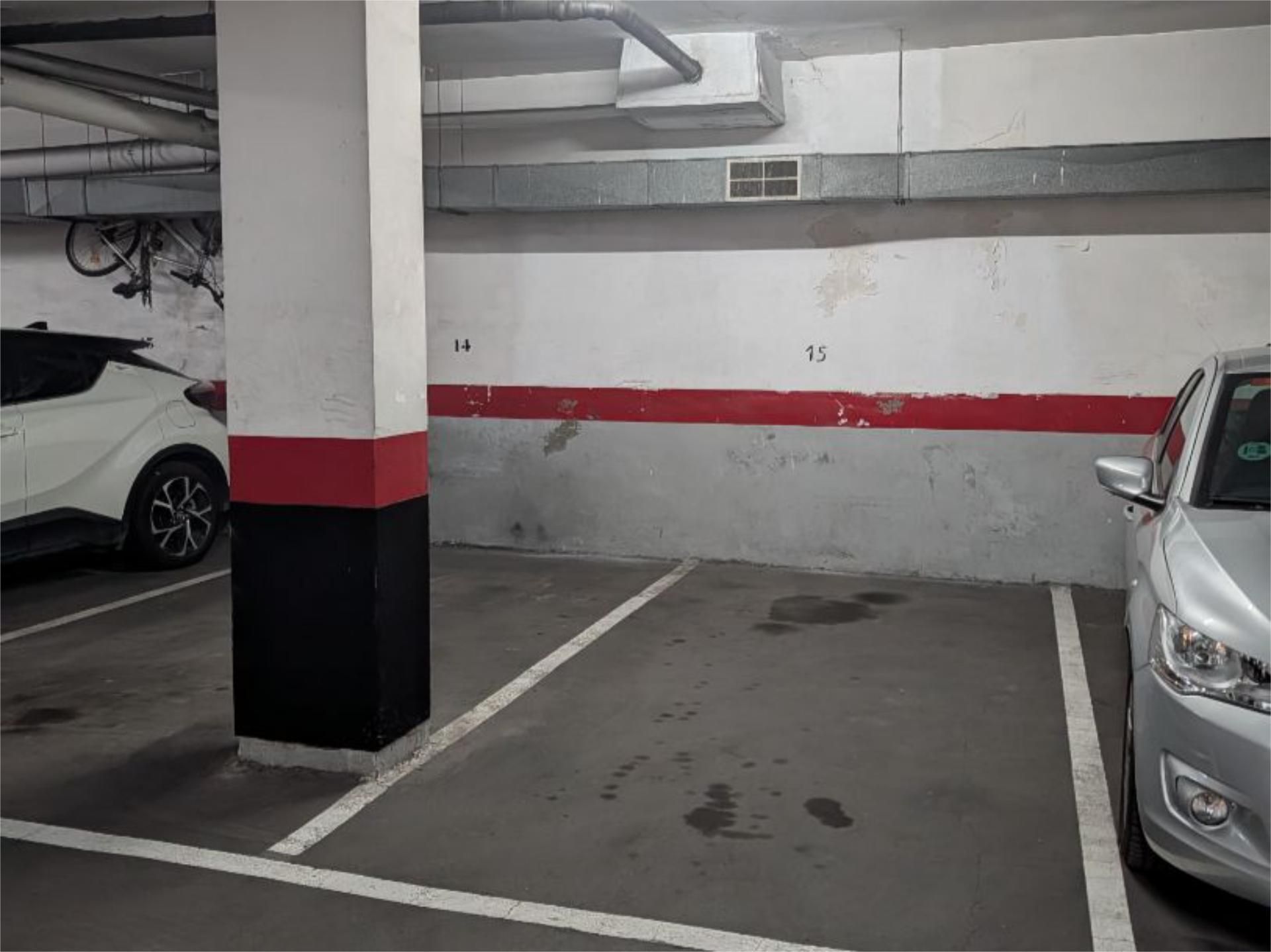 Parking of Garage to rent in Badalona