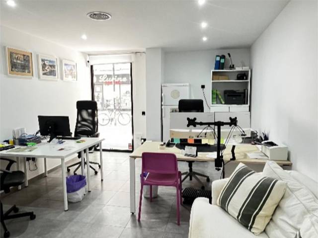 Oficina en Alquiler en Carrer del Bisbe González Abarca, 2 en S'Eixample - Can Misses