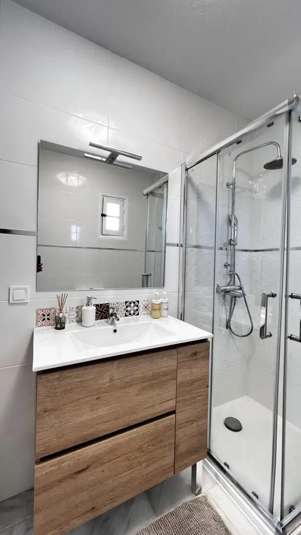 Flat for rent in Avenida de Francia, Mijas Golf Bathroom of Flat for rent in Mijas with Air Conditioner, Heating and Terrace