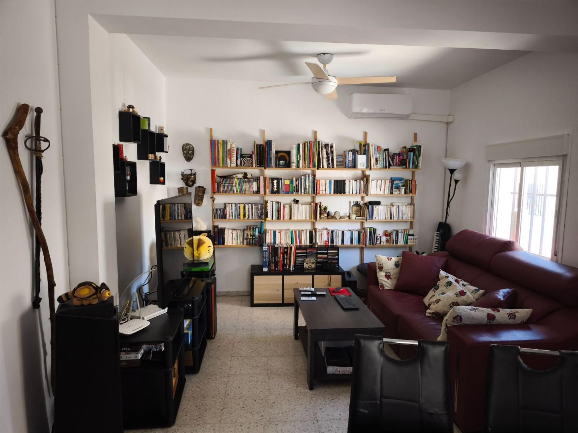 Living room of Single-family semi-detached for sale in Málaga Capital  with Air Conditioner, Terrace and Balcony