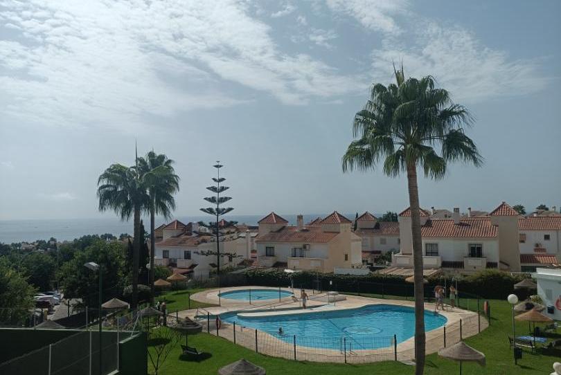 Foto 1 de Casa adosada de lloguer a Calle Vertedera, 28, Chilches, Málaga