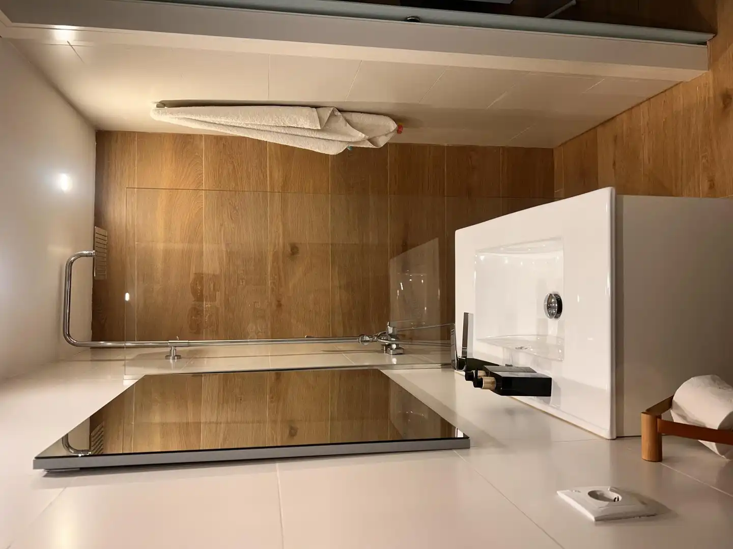 Bathroom of Flat for rent in Benicasim / Benicàssim  with Air Conditioner, Terrace and Balcony