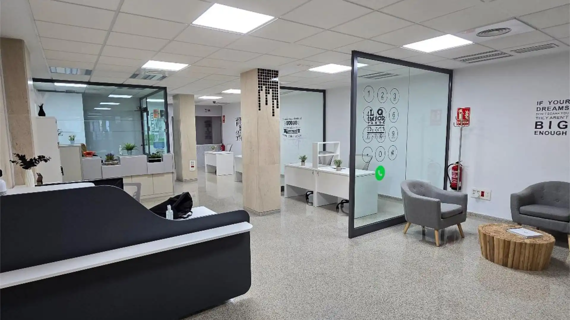 Oficina de alquiler en Paterna