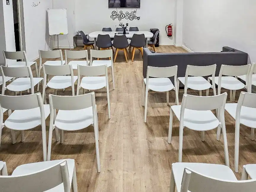 Oficina de alquiler en Carrer del Mestre Joan Maǵal Benzo, 5, Centro Ciudad Comedor de Oficina de alquiler en Paterna
