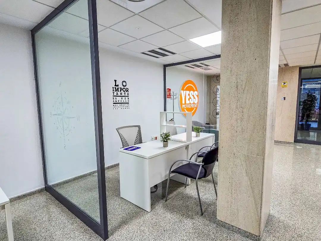 Oficina de alquiler en Carrer del Mestre Joan Maǵal Benzo, 5, Centro Ciudad Oficina de alquiler en Paterna