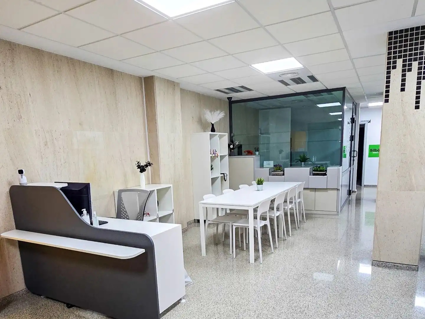 Oficina de alquiler en Carrer del Mestre Joan Maǵal Benzo, 5, Centro Ciudad Oficina de alquiler en Paterna