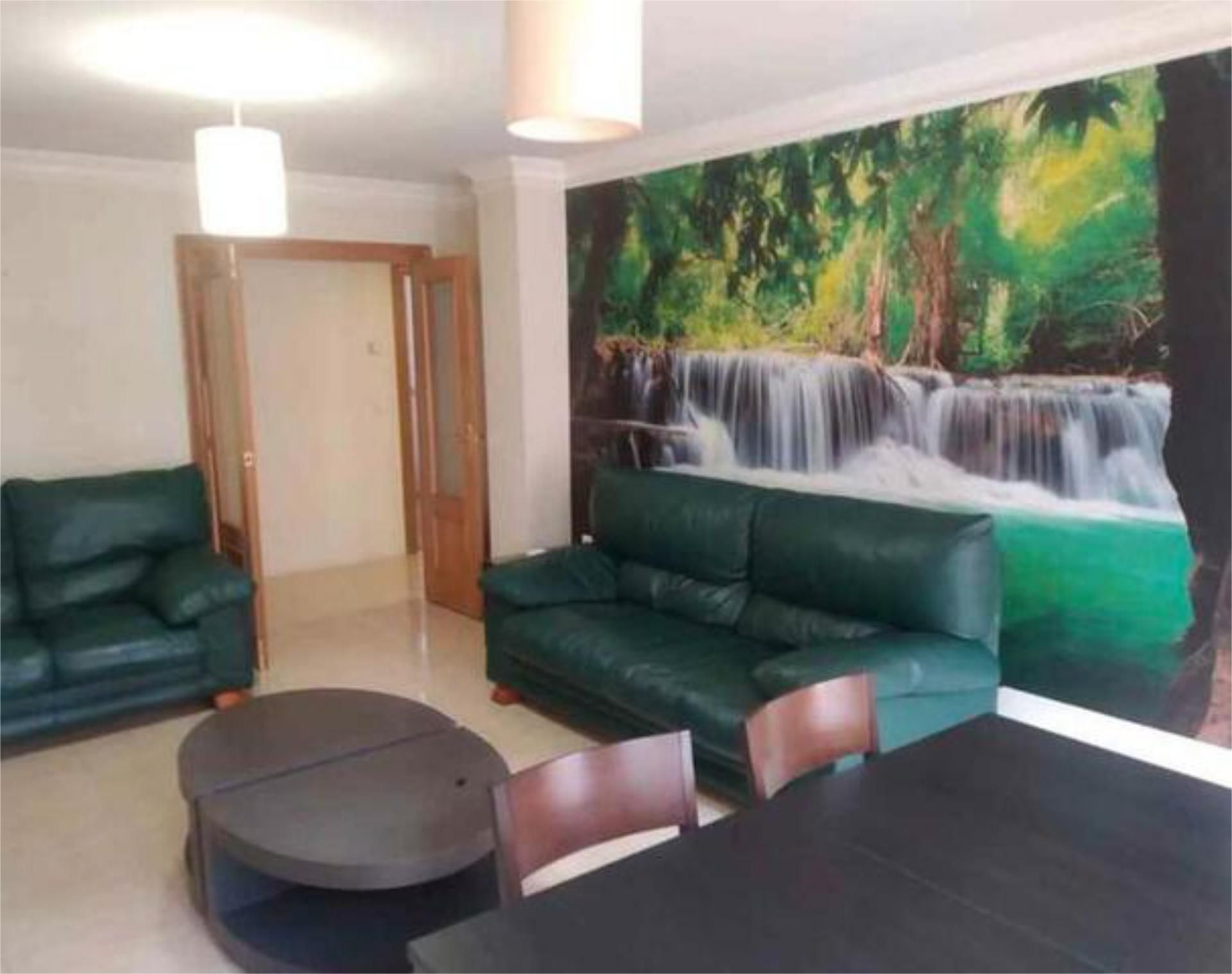 Sala d'estar de Pis de lloguer en Yecla amb Calefacció, Terrassa i Moblat