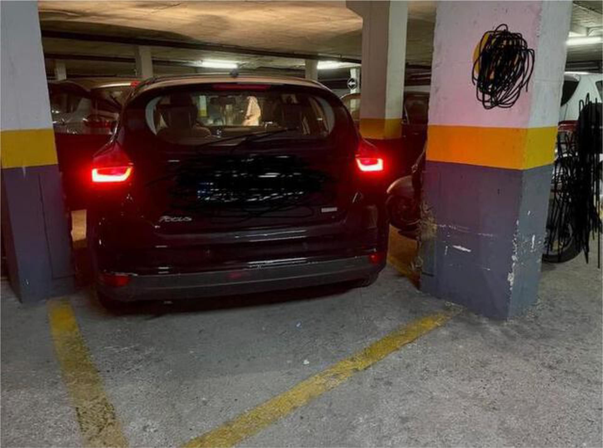 Parking of Garage to rent in  Cádiz Capital