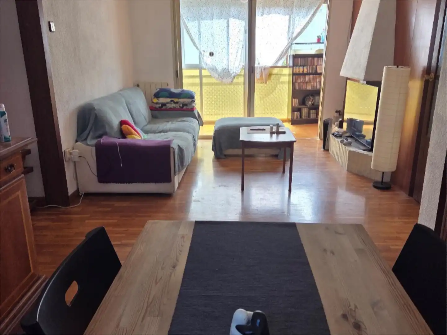 Sala d'estar de Pis en venda en Barcelona amb Calefacció, Parquet i Terrassa