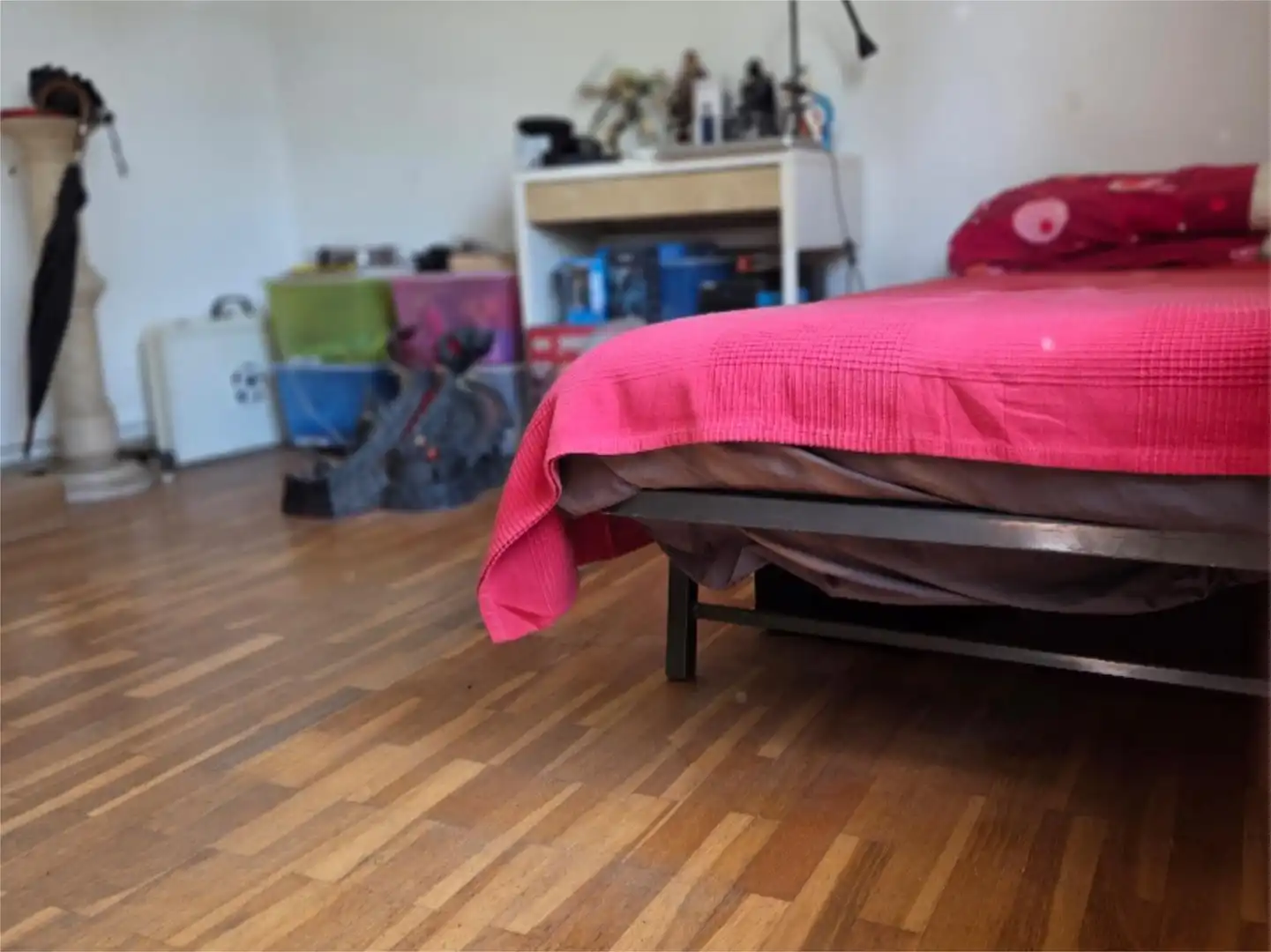 Dormitori de Pis en venda en Barcelona amb Calefacció, Parquet i Terrassa