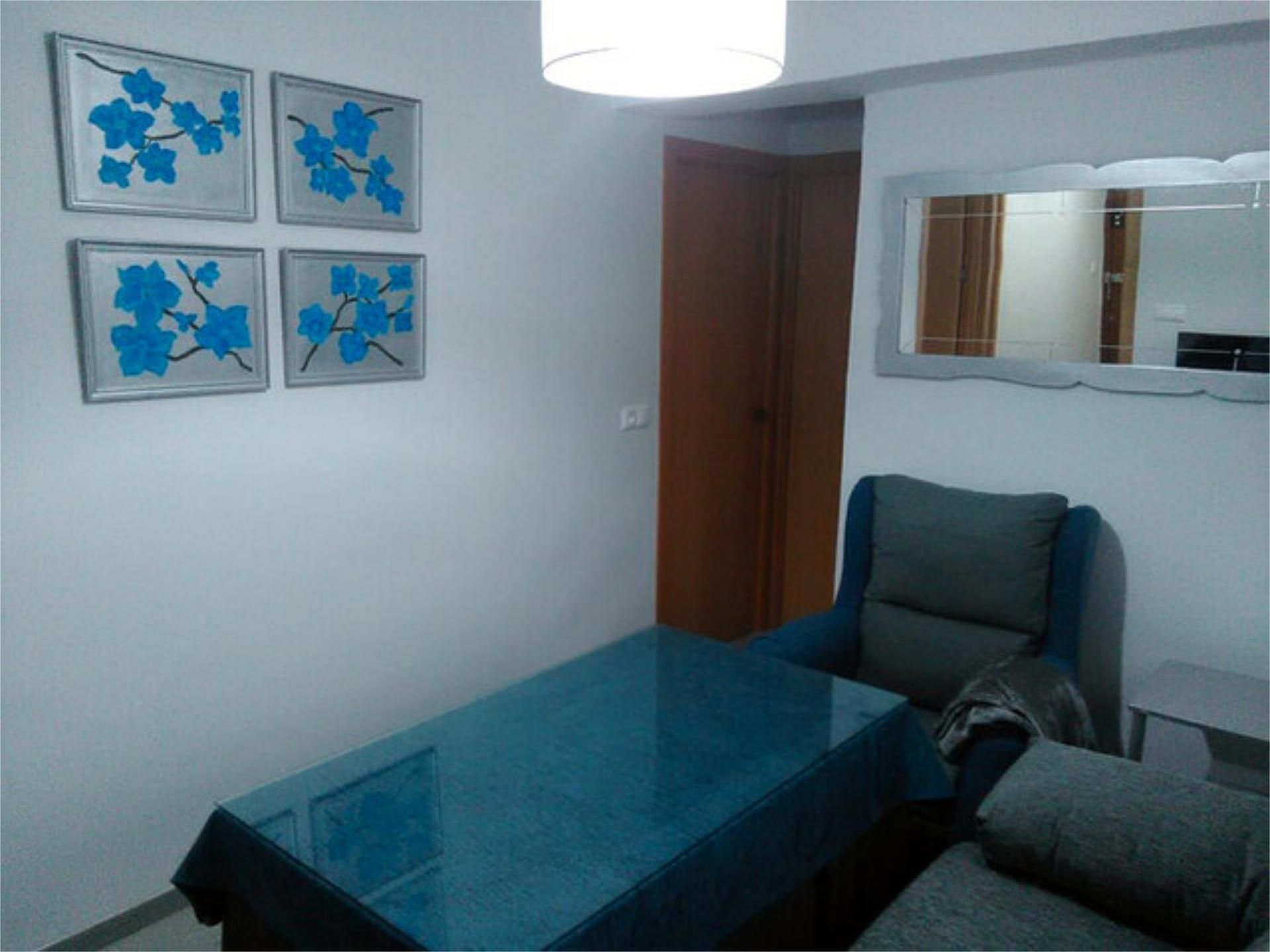 Pis de lloguer a Huerta de la Reina - Trassierra Menjador de Pis de lloguer en Córdoba Capital amb Moblat