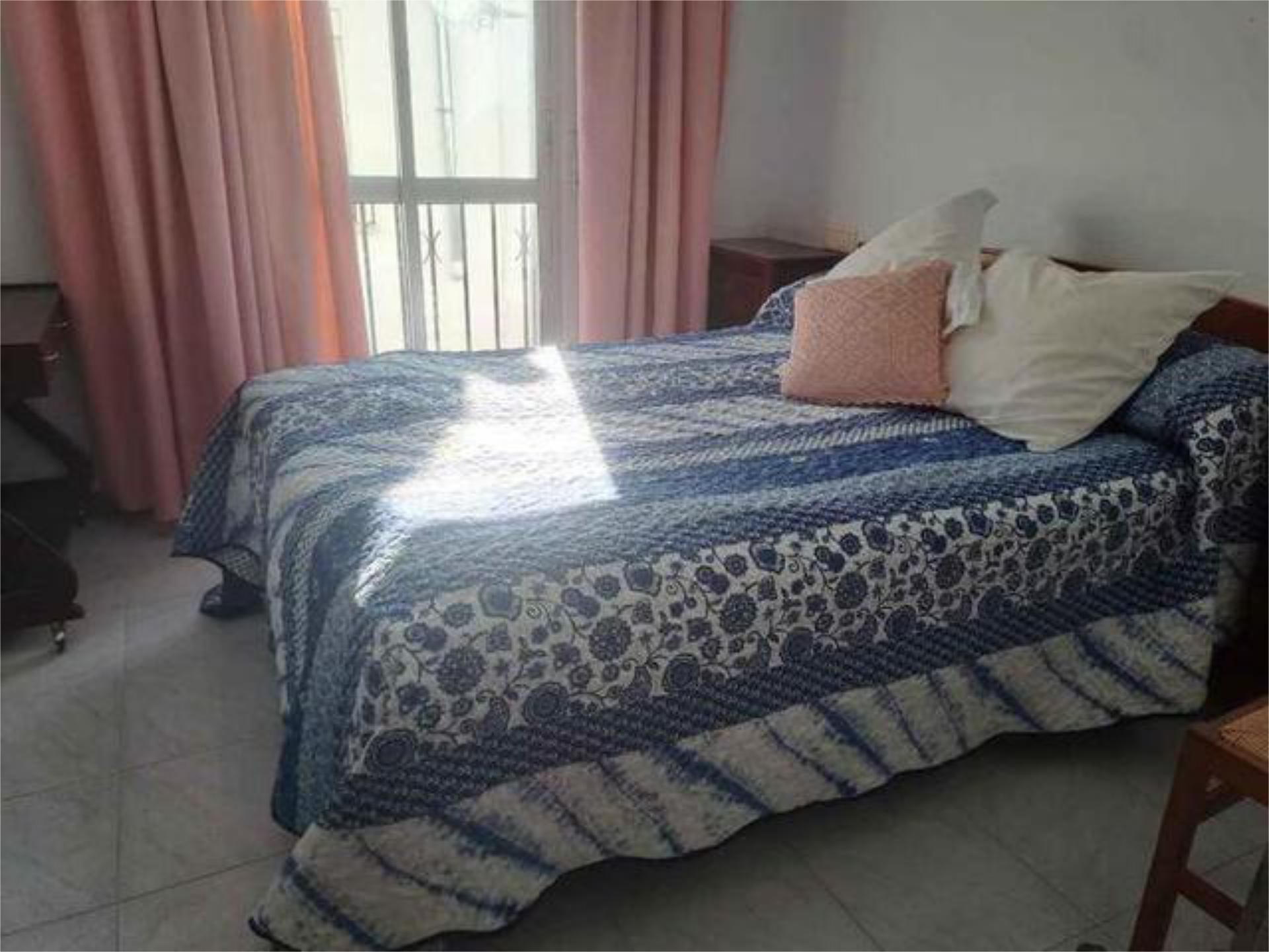 Dormitori de Casa o xalet de lloguer en Yunquera