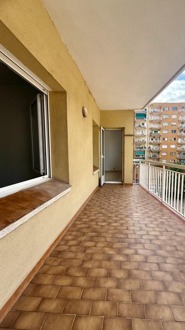 Flat for sale in Avinguda de Sant Salvador, 41, Llefià Balcony of Flat for sale in Badalona  with Heating, Terrace and Balcony