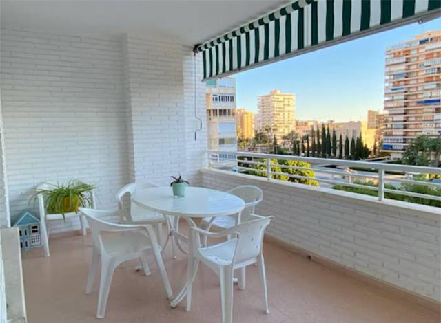 Apartamento en Alquiler en Avenida Santander, 28 en Playa de San Juan