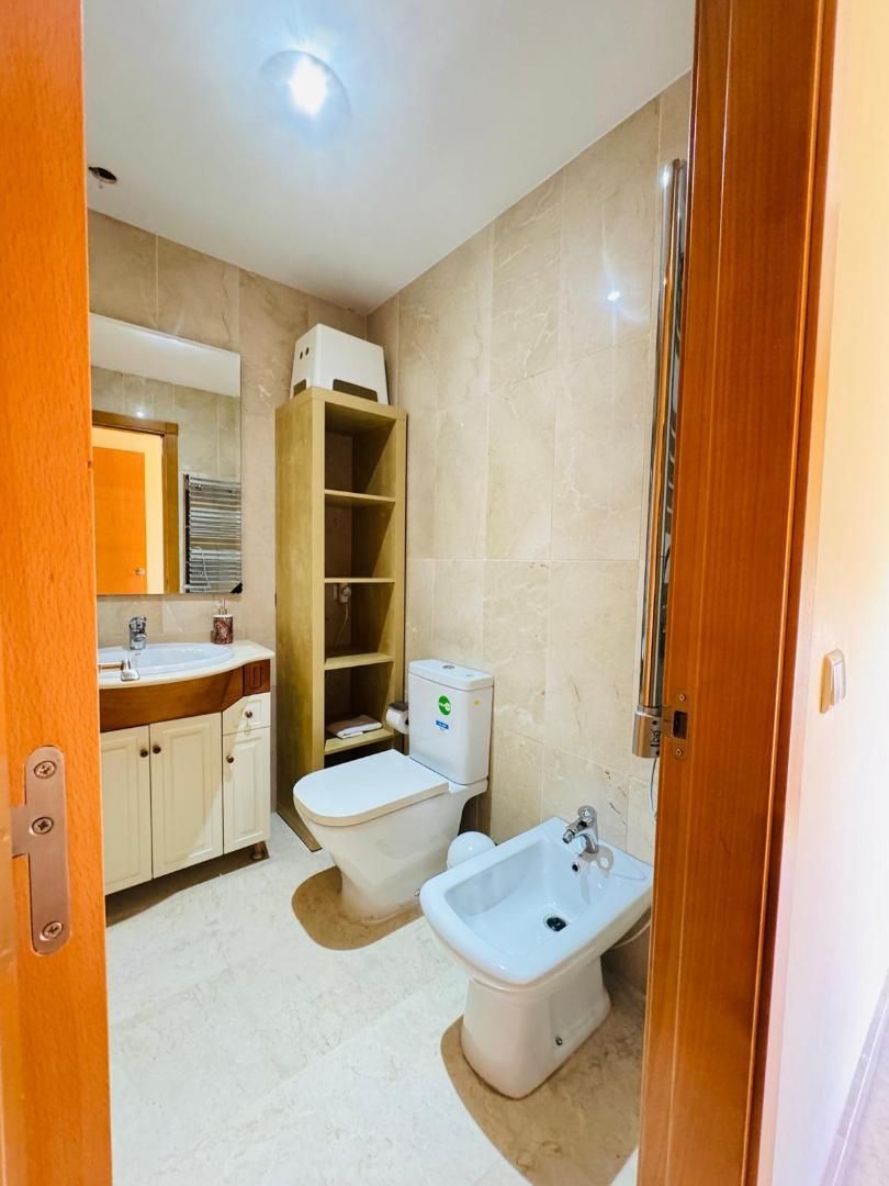 Bathroom of Apartment to share in Benalmádena  with Air Conditioner, Heating and Terrace