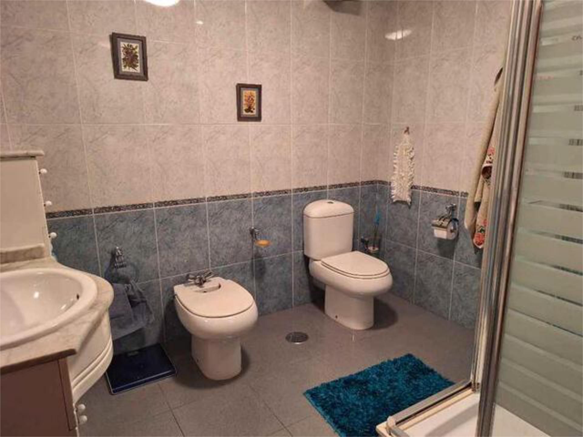 Bathroom of Flat to rent in As Pontes de García Rodríguez   with Storage room and Furnished