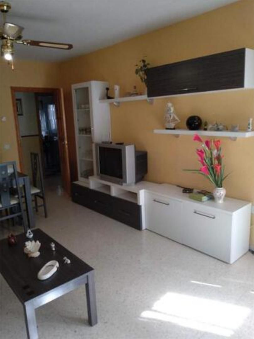 Living room of Flat to rent in Daimiel  with Heating, Terrace and Furnished