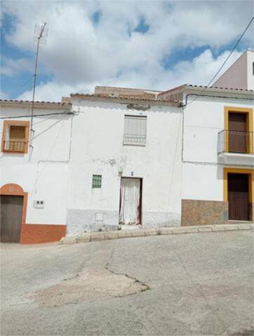 Casa-chalet en Venta en Membrío