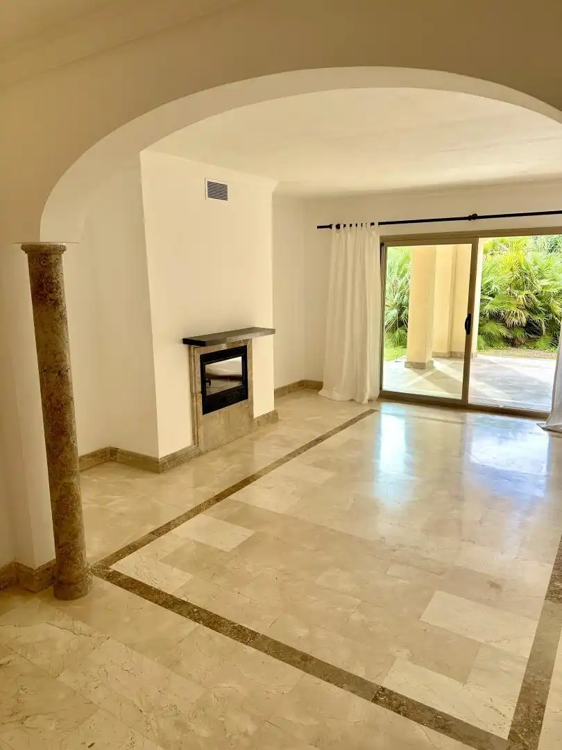 Apartamento de alquiler en Carrer de Rotterdam, 1, Santa Ponça Apartamento de alquiler en Calvià con Aire acondicionado, Calefacción y Jardín privado