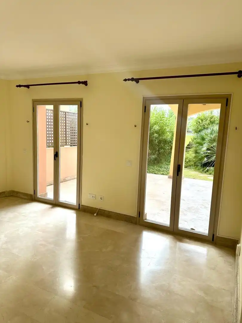 Apartamento de alquiler en Carrer de Rotterdam, 1, Santa Ponça Apartamento de alquiler en Calvià con Aire acondicionado, Calefacción y Jardín privado