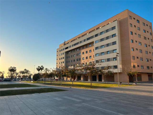 Garaje en Alquiler en Paseo Marítimo Oeste - Pacífico