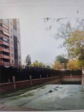 Garaje en Alquiler en La Bozada – Parque Delicias