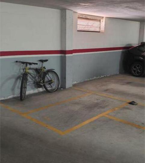 Garage to rent in Crucero, León Capital - image 2 Photo 2 of Garage to rent in Crucero, León Capital