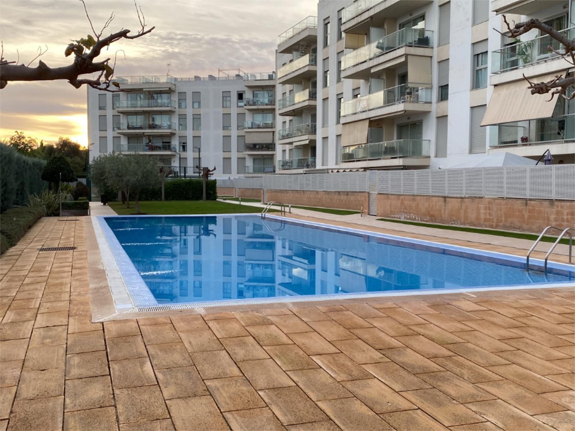 Swimming pool of Flat to rent in  Palma de Mallorca  with Air Conditioner, Heating and Private garden