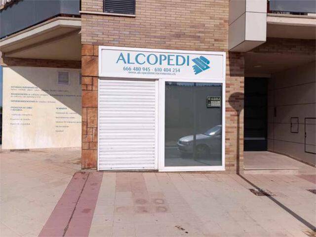 Local comercial en Alquiler en Pinseque