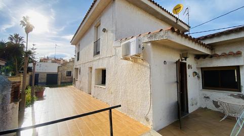 Foto 2 de Casa o xalet en venda a Carrer Sant Isidre, 1, Deltebre, Tarragona