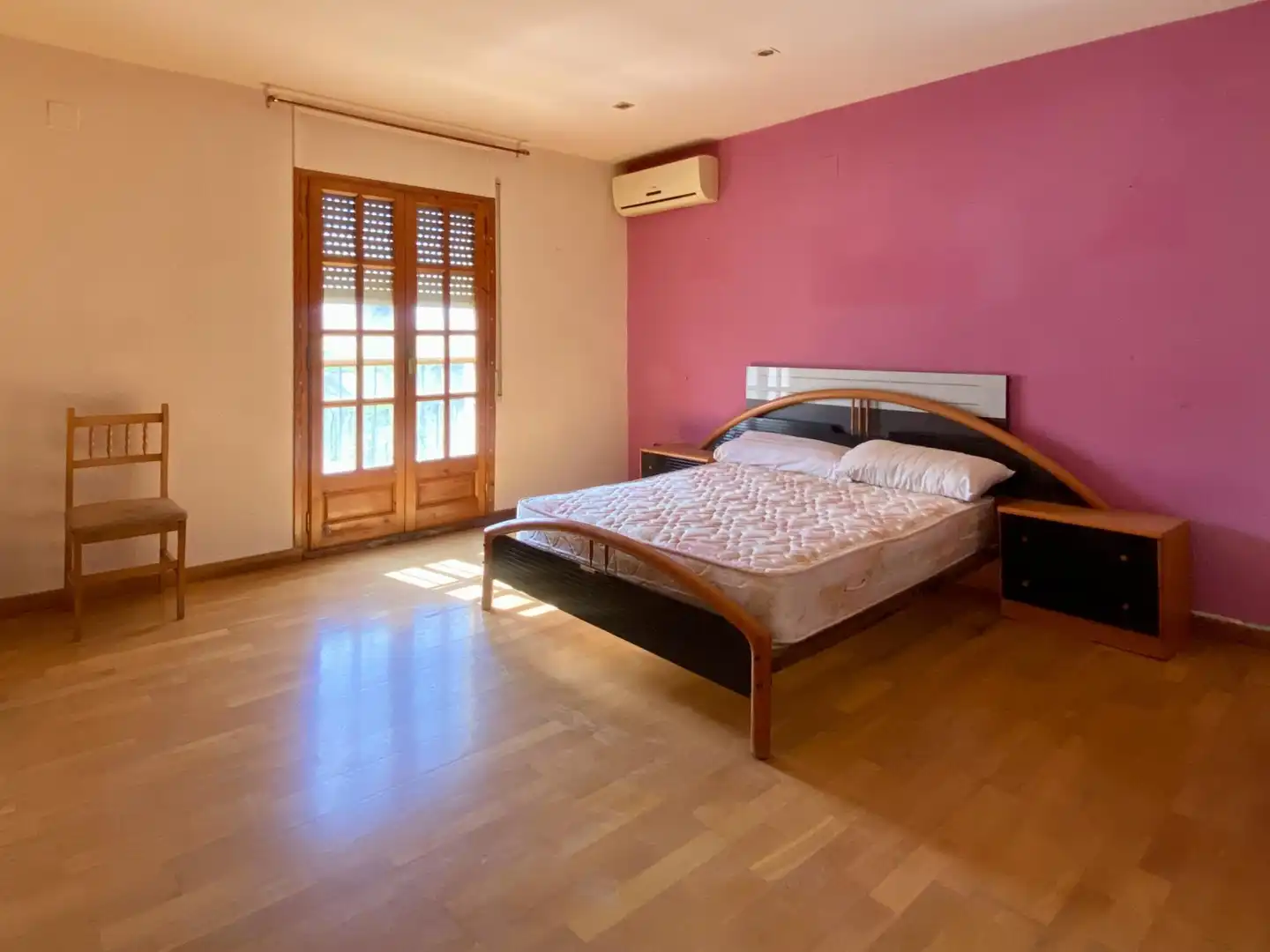 Houses for sale in Carrer Sant Isidre, 1, Deltebre Bedroom of Houses for sale in Deltebre with Air Conditioner and Terrace