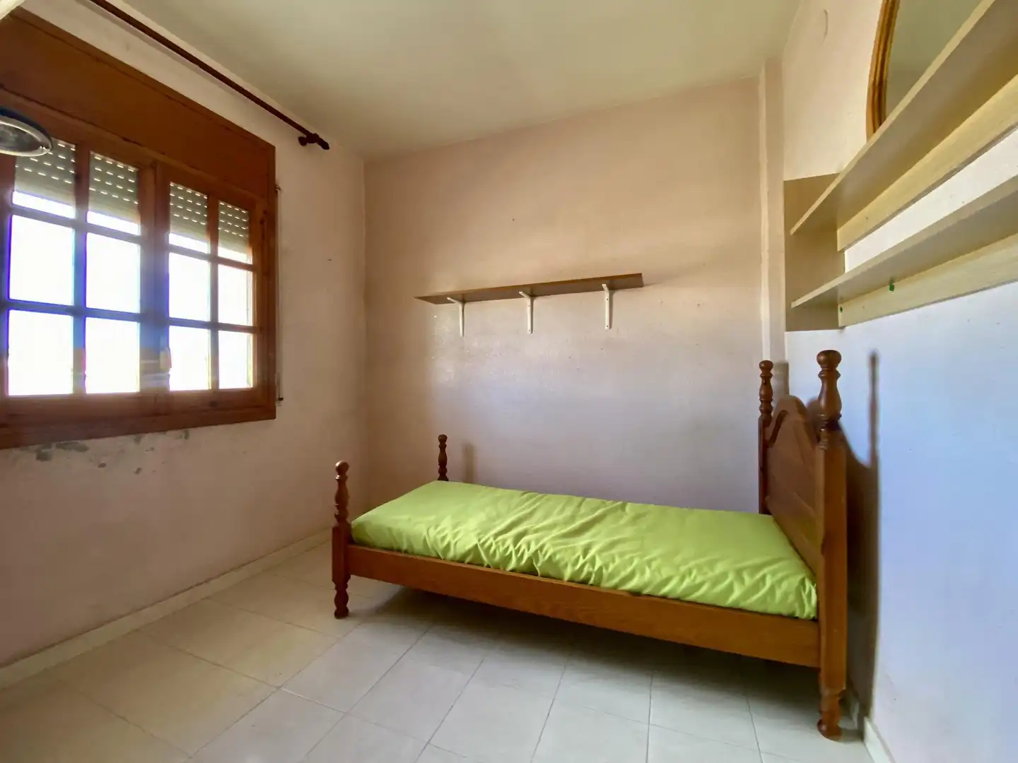 Houses for sale in Carrer Sant Isidre, 1, Deltebre Bedroom of Houses for sale in Deltebre with Air Conditioner and Terrace