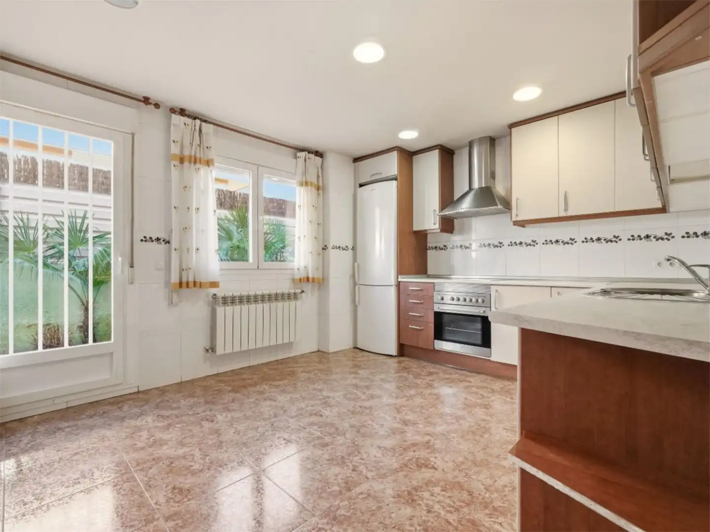 Houses for sale in Las Matas - Peñascales Kitchen of Houses for sale in Las Rozas de Madrid with Air Conditioner, Heating and Private garden