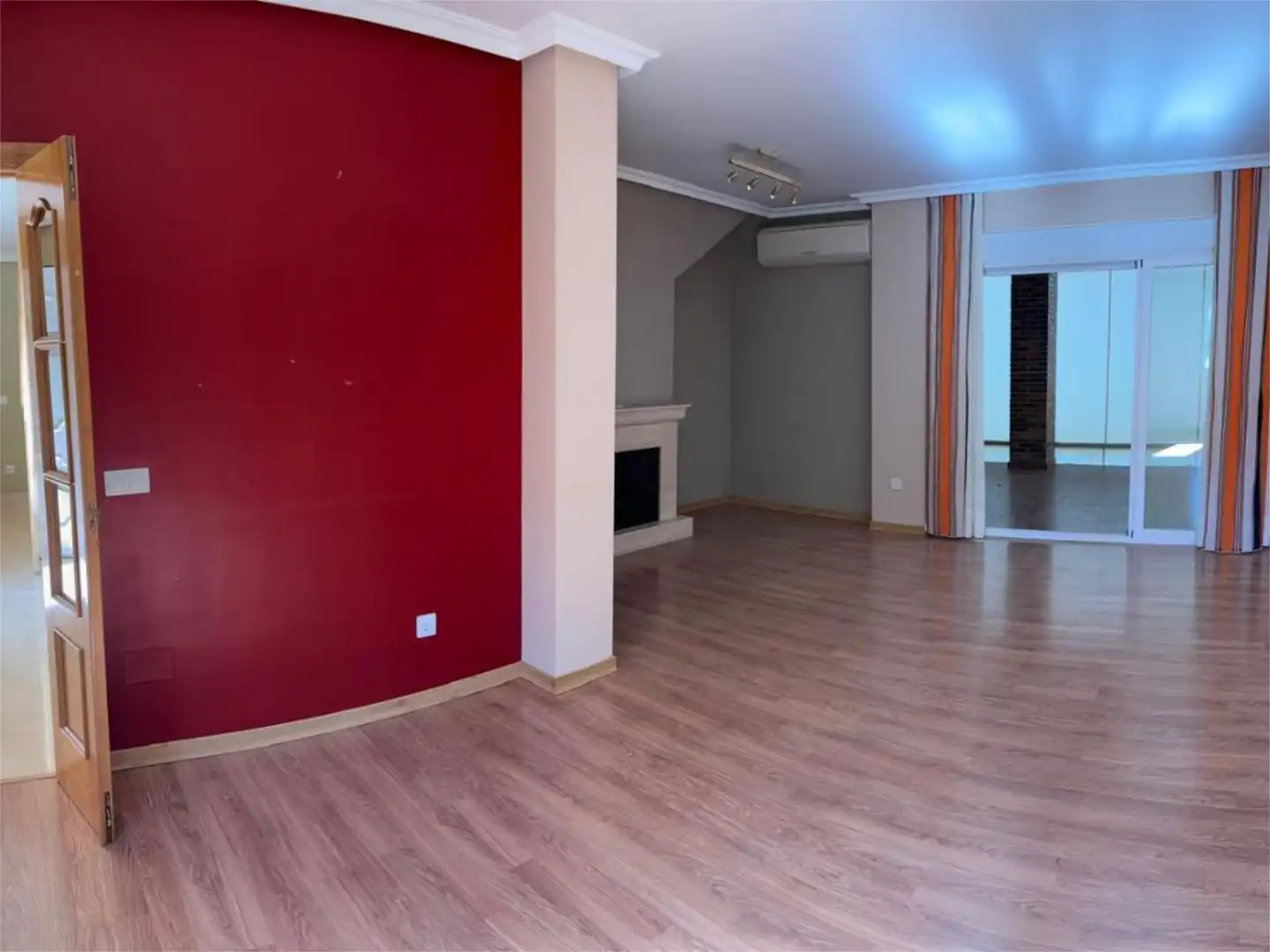 Houses for sale in Las Matas - Peñascales Living room of Houses for sale in Las Rozas de Madrid with Air Conditioner, Heating and Private garden