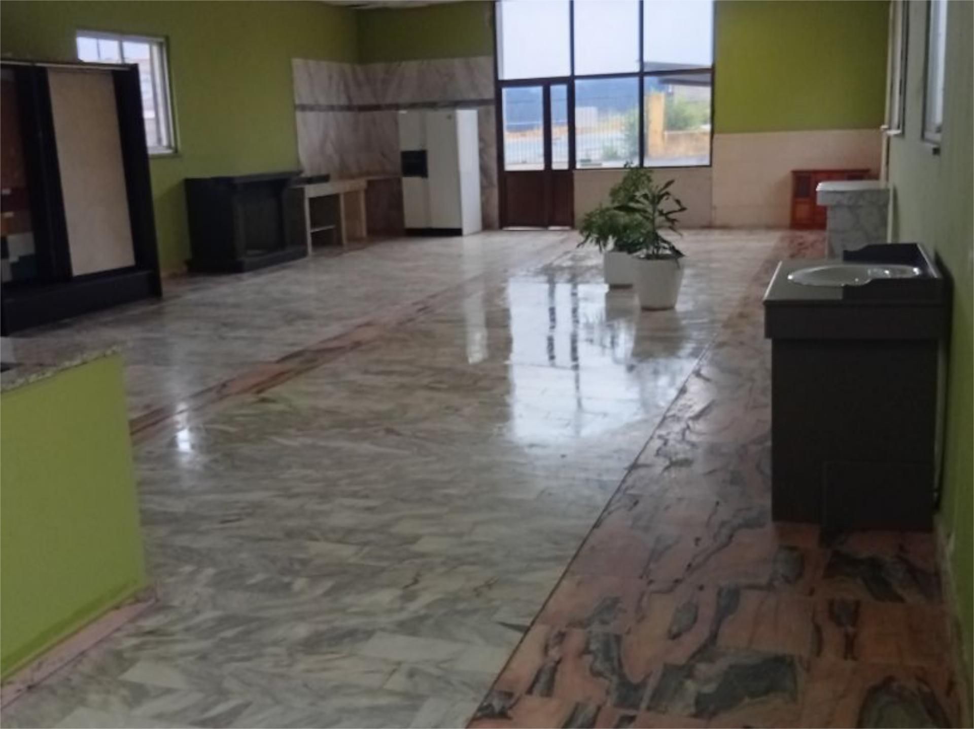 Nau industrial en venda a Calle Florentín Rotellar, 31, Coria