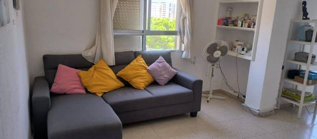 Piso en Alquiler en Avenida Alhambra, 25 en Ciudad Jardín - Tagarete - El Zapillo