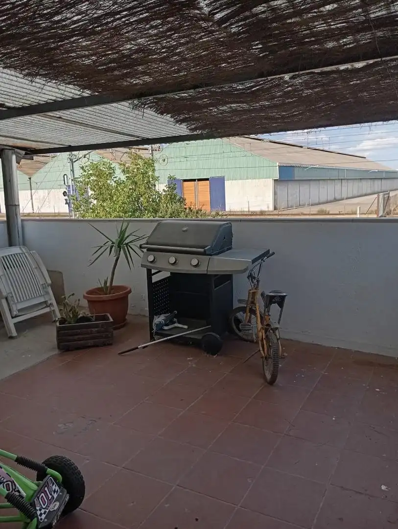 Casa adosada en venta en Avenida Benito Lewin, 50, Venta de Baños Casa adosada en venta en Avenida Benito Lewin, 50, Venta de Baños