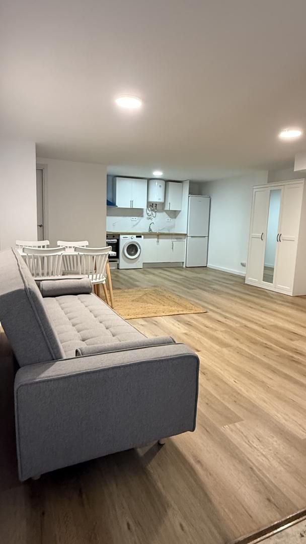 Study for sale in Sabadell  with Parquet flooring and Furnished