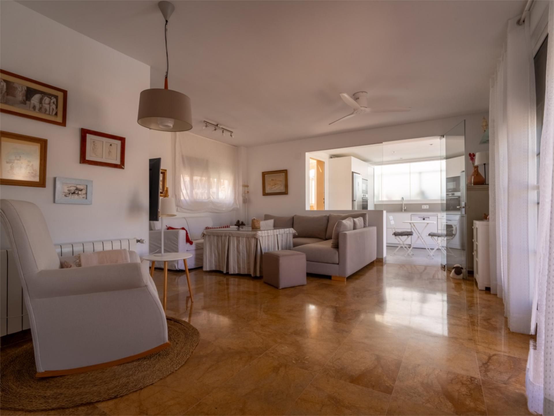 Sala de estar de Ático de alquiler en Rincón de la Victoria con Aire acondicionado, Calefacción y Terraza