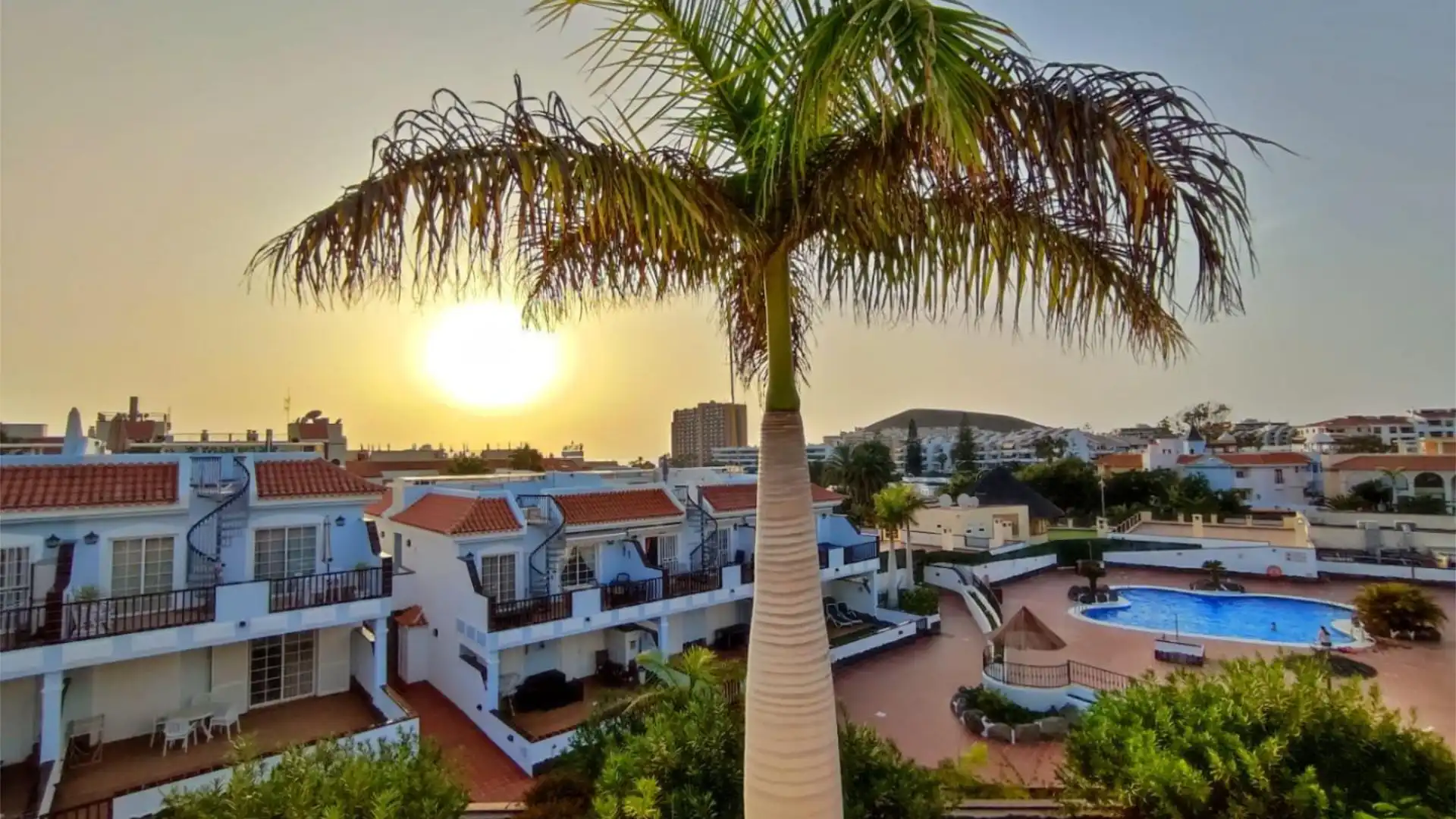 Exterior view of Flat for sale in Arona  with Terrace, Swimming Pool and Furnished